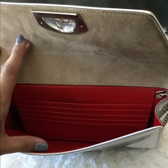 BRAND NEW Louboutin Purse - Picture 9 of 9